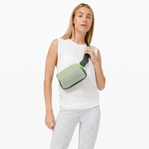 Everywhere Belt Bag | Green Fern / Smoked Spruce / Neo Mint